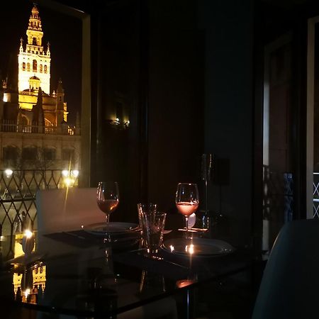 Luxury Apartment With Views To Alcazar, Cathedral And Giralda. Sevilla Exteriér fotografie