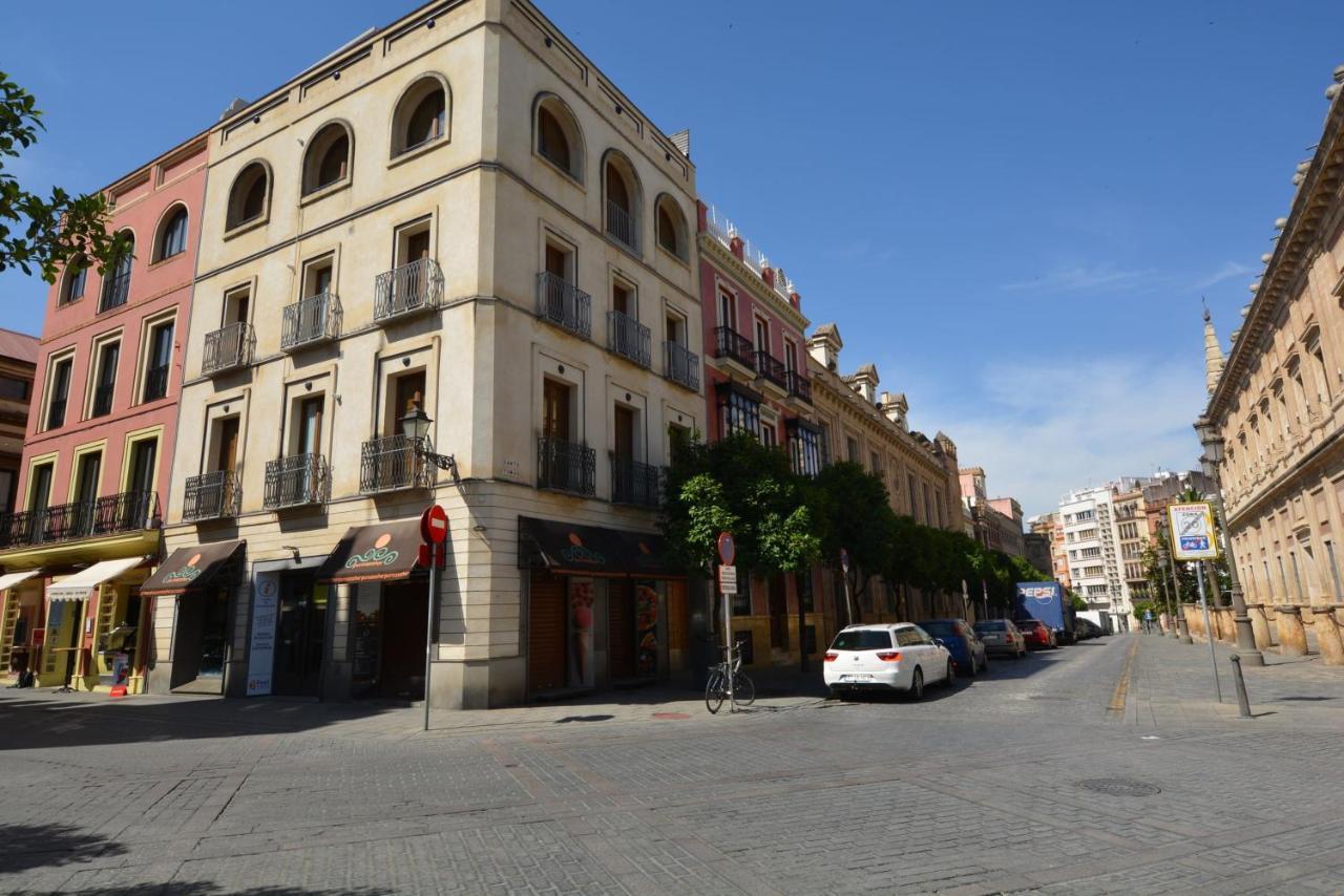 Luxury Apartment With Views To Alcazar, Cathedral And Giralda. Sevilla Exteriér fotografie