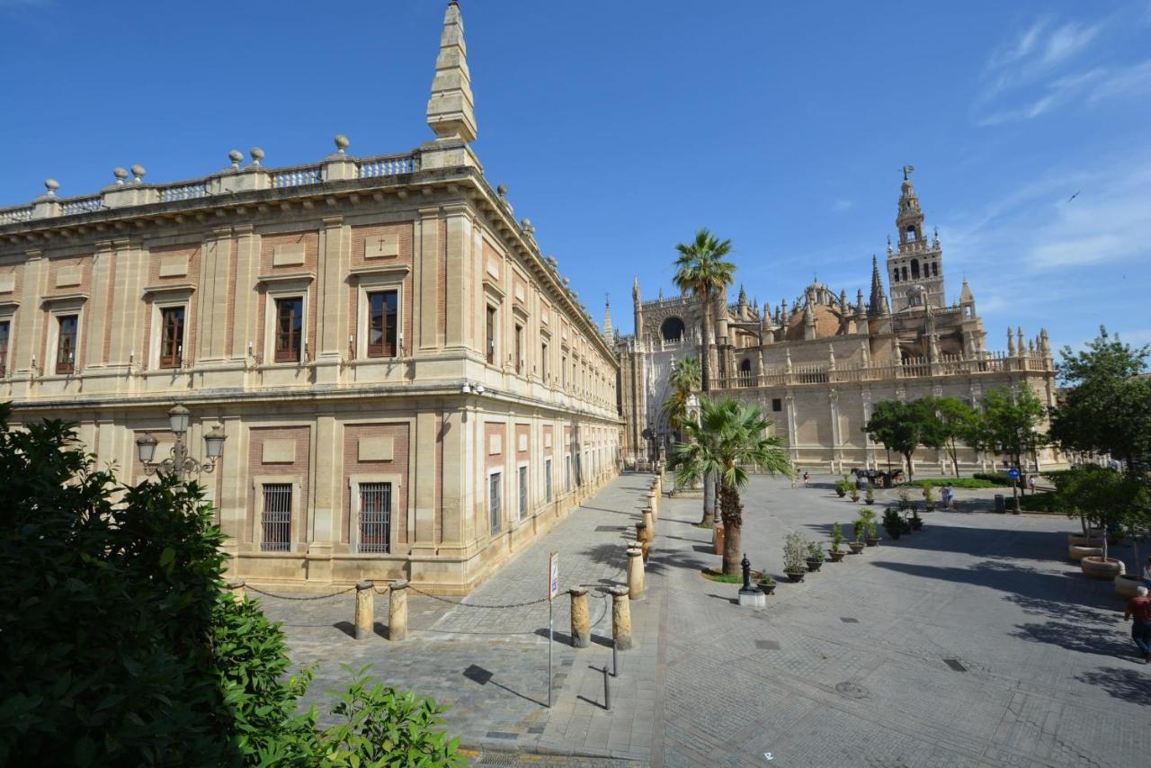 Luxury Apartment With Views To Alcazar, Cathedral And Giralda. Sevilla Exteriér fotografie